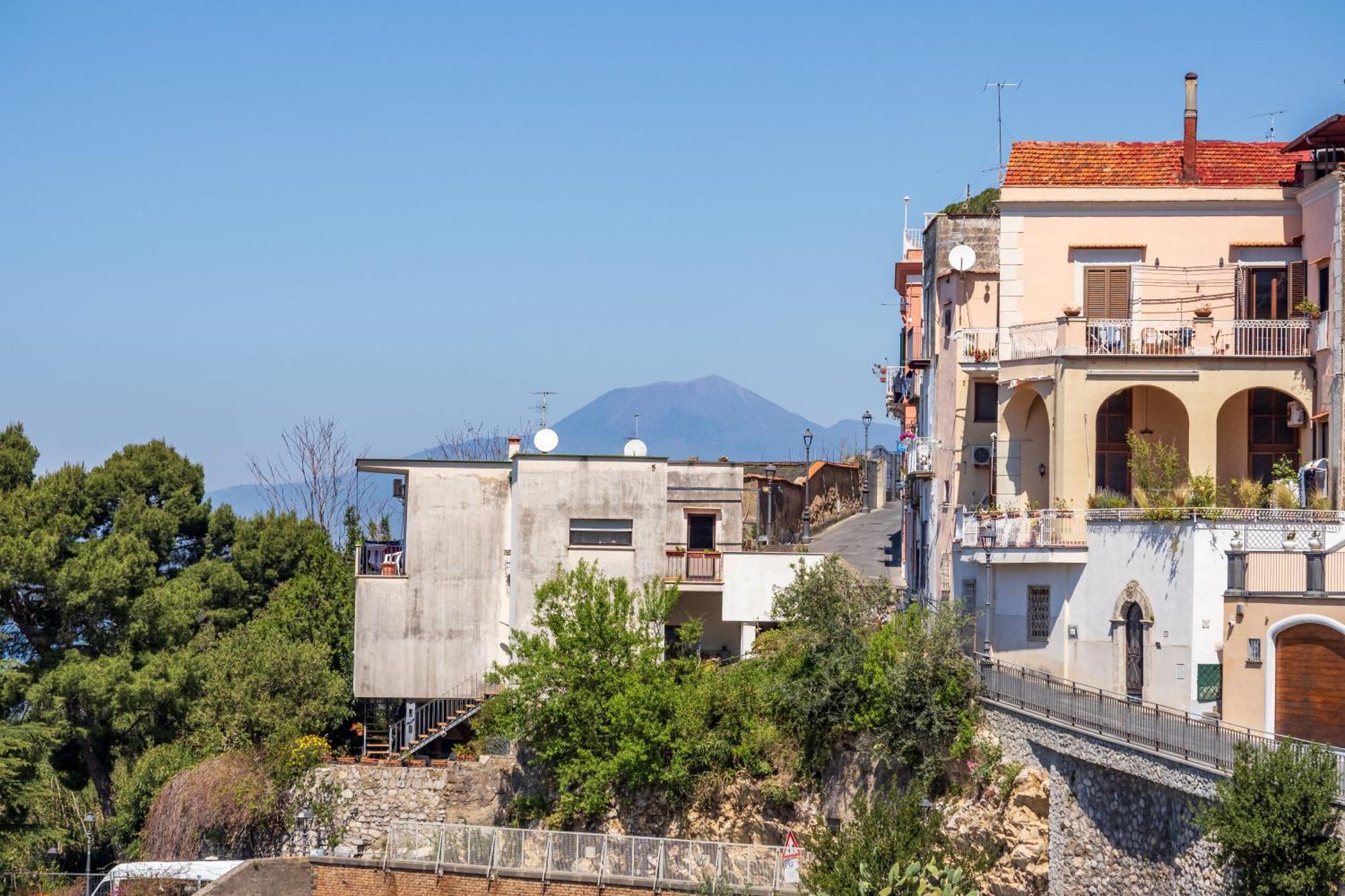 La Casa Del Golfo Lägenhet Vico Equense Exteriör bild